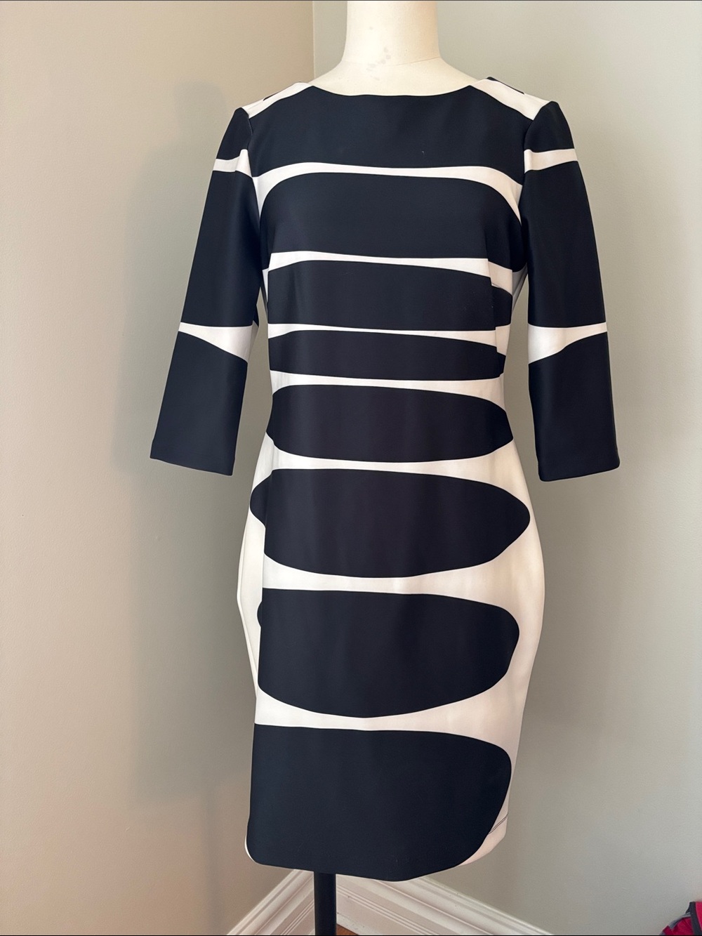 Taylor Black and White Abstract Striped Sheath Dress 8